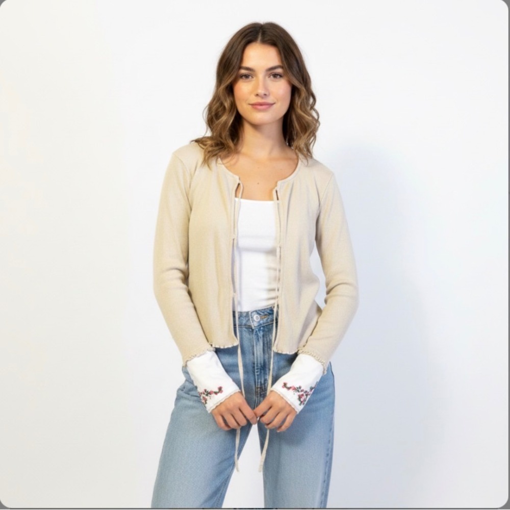 Free People Cardigan Womens XS Beige Ribbed Tie Front Floral Embroidered Cuffs